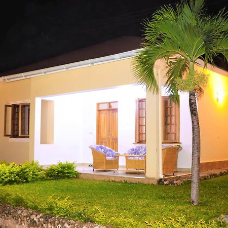 V-Szameitat Homes Diani Beach Exterior photo
